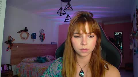 Snapshot of lolaverse chatting on October 2025 10:09:01 PM Lola doll online show from October 2025 10:09:01 PM