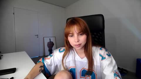 Lola doll online show from March 2026 01:05:02 PM