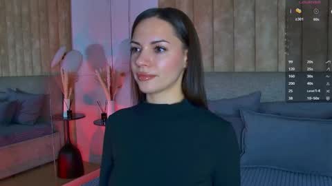 Snapshot of lolla_spencer chatting on November 2025 04:17:02 PM Lolla online show from November 2025 04:17:02 PM