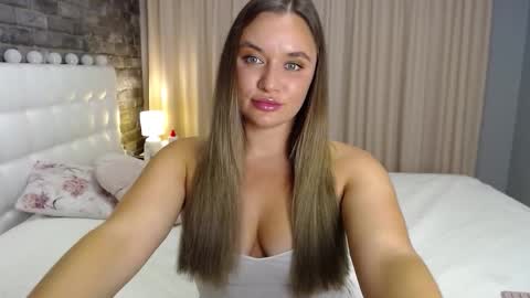 Snapshot of lollidoli__ chatting on October 2025 05:04:02 PM Victoria online show from October 2025 05:04:02 PM