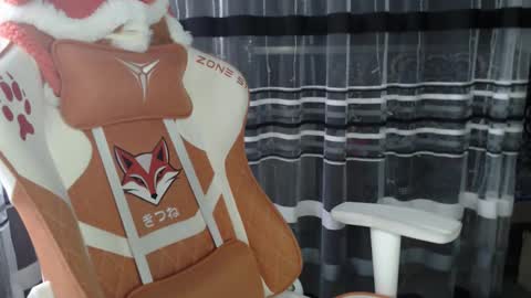 Snapshot of lollifox_1 chatting on March 2026 06:40:02 AM Lisa online show from March 2026 06:40:02 AM