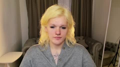 Snapshot of lollita_morgan chatting on April 2026 06:18:01 AM lollita online show from April 2026 06:18:01 AM