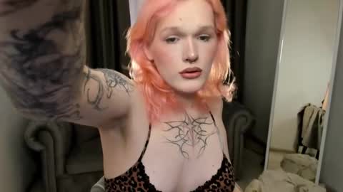 Snapshot of lollita_morgan chatting on May 2026 10:42:02 AM lollita online show from May 2026 10:42:02 AM