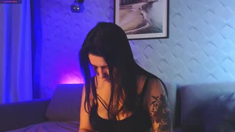 Alex online show from October 2025 07:49:01 PM