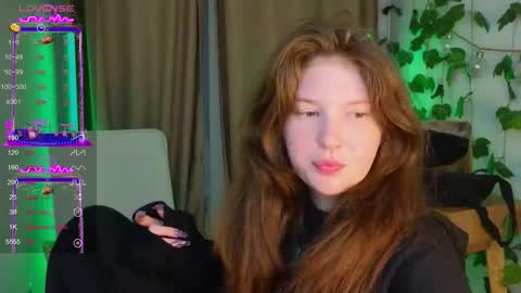 Mona online show from October 2025 07:23:02 PM