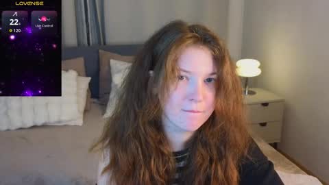 Mona online show from October 2025 03:12:02 PM