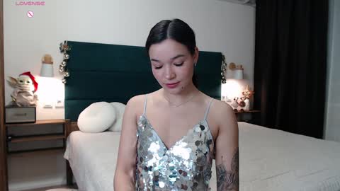 Snapshot of lolly_turner chatting on December 2024 02:14:02 AM lolly_turner online show from December 2024 02:14:02 AM