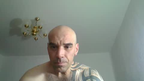 Snapshot of lolotatto chatting on April 2026 06:11:02 AM lolotatto online show from April 2026 06:11:02 AM