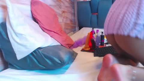 lolypo61700 online show from February 2025 11:05:01 PM