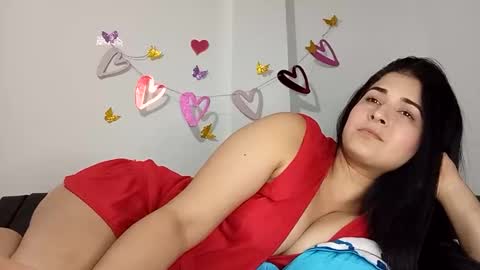 estehfania online show from June 2026 08:58:01 PM