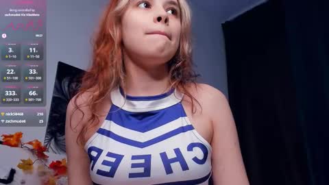 Snapshot of lonagass chatting on October 2025 06:52:02 PM Lona online show from October 2025 06:52:02 PM