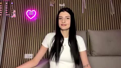 Snapshot of lonapalacio chatting on July 2026 06:12:01 PM Tina online show from July 2026 06:12:01 PM