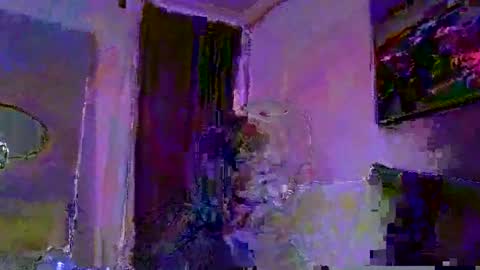 Snapshot of londbihung chatting on September 2025 07:47:01 PM londbihung online show from September 2025 07:47:01 PM