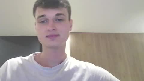 london_tomy online show from October 2025 01:14:02 AM