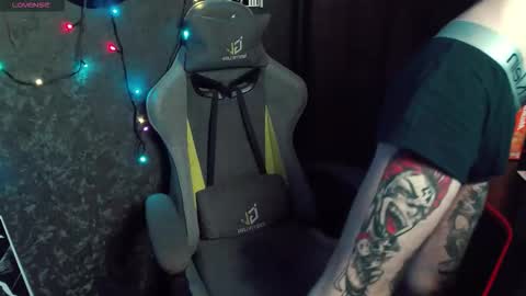 Snapshot of lone1ycrystal chatting on February 2026 06:48:01 PM Chris online show from February 2026 06:48:01 PM