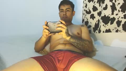 Snapshot of lonelydick2002 chatting on January 2025 12:35:02 AM lonelydick2002 online show from January 2025 12:35:02 AM