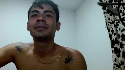 Snapshot of lonelydick2002 chatting on October 2025 02:39:02 AM lonelydick2002 online show from October 2025 02:39:02 AM