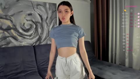 Snapshot of loney__tunes chatting on February 2025 07:54:01 PM Shy EvaStreams are everyday 9 AM - 3 PM GMT 3 online show from February 2025 07:54:01 PM