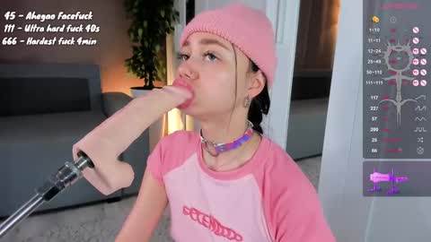 Snapshot of loney__tunes chatting on February 2025 12:58:01 AM Shy EvaStreams are everyday 9 AM - 3 PM GMT 3 online show from February 2025 12:58:01 AM