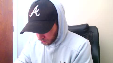 Snapshot of long_18 chatting on November 2025 03:57:01 PM Long18 online show from November 2025 03:57:01 PM