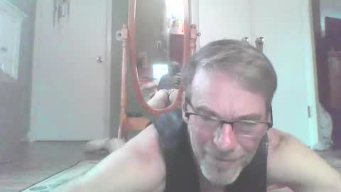 Snapshot of longbowrider555 chatting on December 2024 04:06:01 PM Jeff online show from December 2024 04:06:01 PM