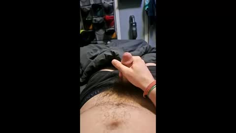 longhairguy27 online show from April 2026 04:26:02 PM