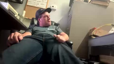 Snapshot of longjohnsilverskin chatting on October 2025 12:17:02 PM longjohnsilverskin online show from October 2025 12:17:02 PM