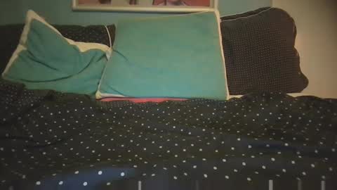 longwet1 online show from February 2025 10:14:02 PM