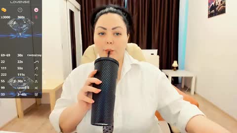 Snapshot of lonifire_7 chatting on February 2025 12:16:01 PM Nina online show from February 2025 12:16:01 PM