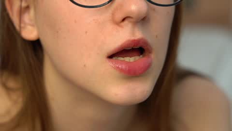 Hanna online show from February 2025 01:47:01 AM