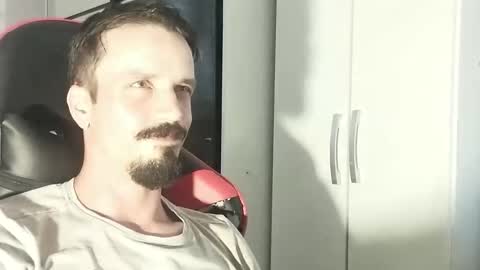 Snapshot of lookaz4010 chatting on December 2024 01:14:01 PM Lucas online show from December 2024 01:14:01 PM