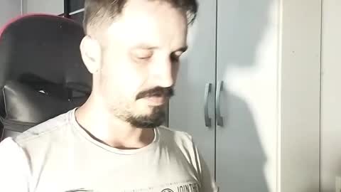 Snapshot of lookaz4010 chatting on March 2025 12:45:01 PM Lucas online show from March 2025 12:45:01 PM