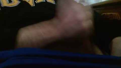 Snapshot of looking4milf21 chatting on November 2025 03:12:01 PM looking4milf21 online show from November 2025 03:12:01 PM