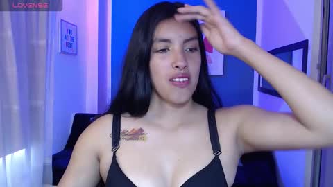 Loornna  mirr online show from December 2025 07:30:02 PM