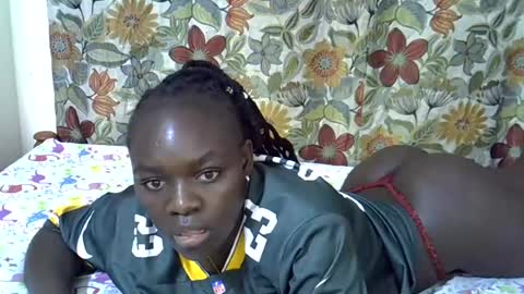 lora_amor online show from June 2026 11:35:02 PM