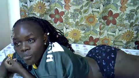 lora_amor online show from June 2026 11:51:02 PM