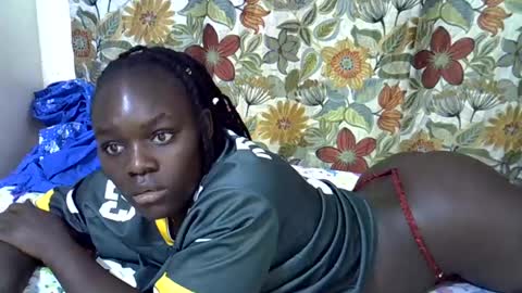 Snapshot of lora_amor chatting on June 2026 02:16:01 AM lora_amor online show from June 2026 02:16:01 AM