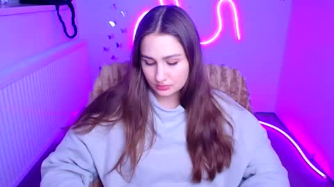 Lora online show from February 2026 12:23:01 PM