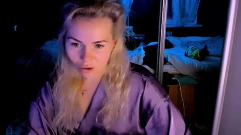 Lora online show from October 2025 02:20:01 AM