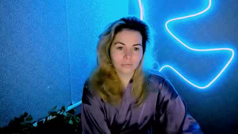 Lora online show from January 2026 03:01:02 AM