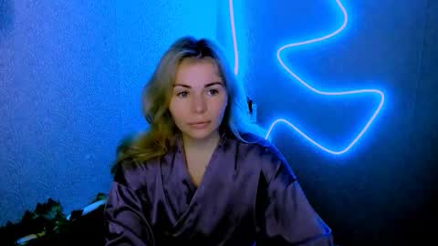 Lora online show from March 2026 03:25:02 AM