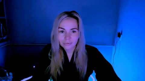 Lora online show from April 2026 02:31:01 AM