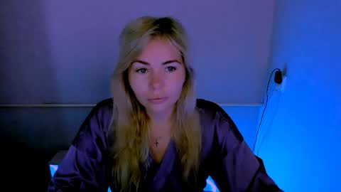 Lora online show from May 2026 02:39:02 AM