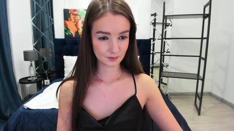 Ur sensual Lora online show from May 2026 07:47:01 AM