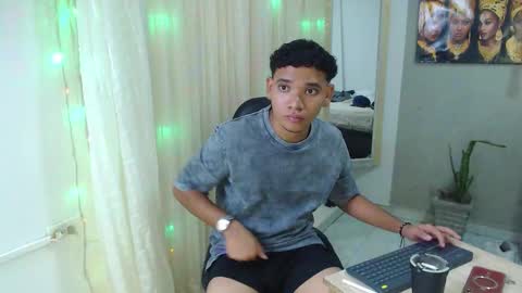 Snapshot of lord_jamess_ chatting on September 2025 03:50:01 PM jamess online show from September 2025 03:50:01 PM