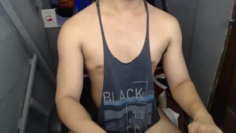 Snapshot of lord_of_cum69 chatting on January 2025 05:42:02 AM Macky online show from January 2025 05:42:02 AM