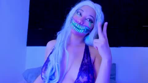 Lore Depp online show from June 2026 03:53:02 AM