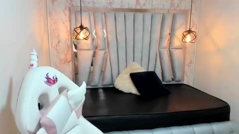 lorem_adams online show from March 2025 11:29:02 AM