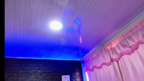 Loren online show from December 2024 09:39:01 PM