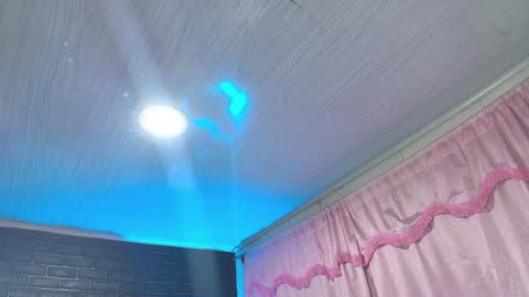 Loren online show from January 2025 12:22:02 AM